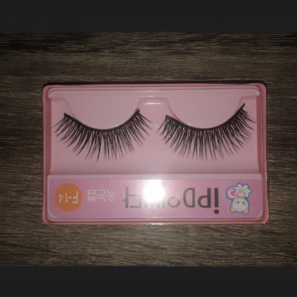 Lashes